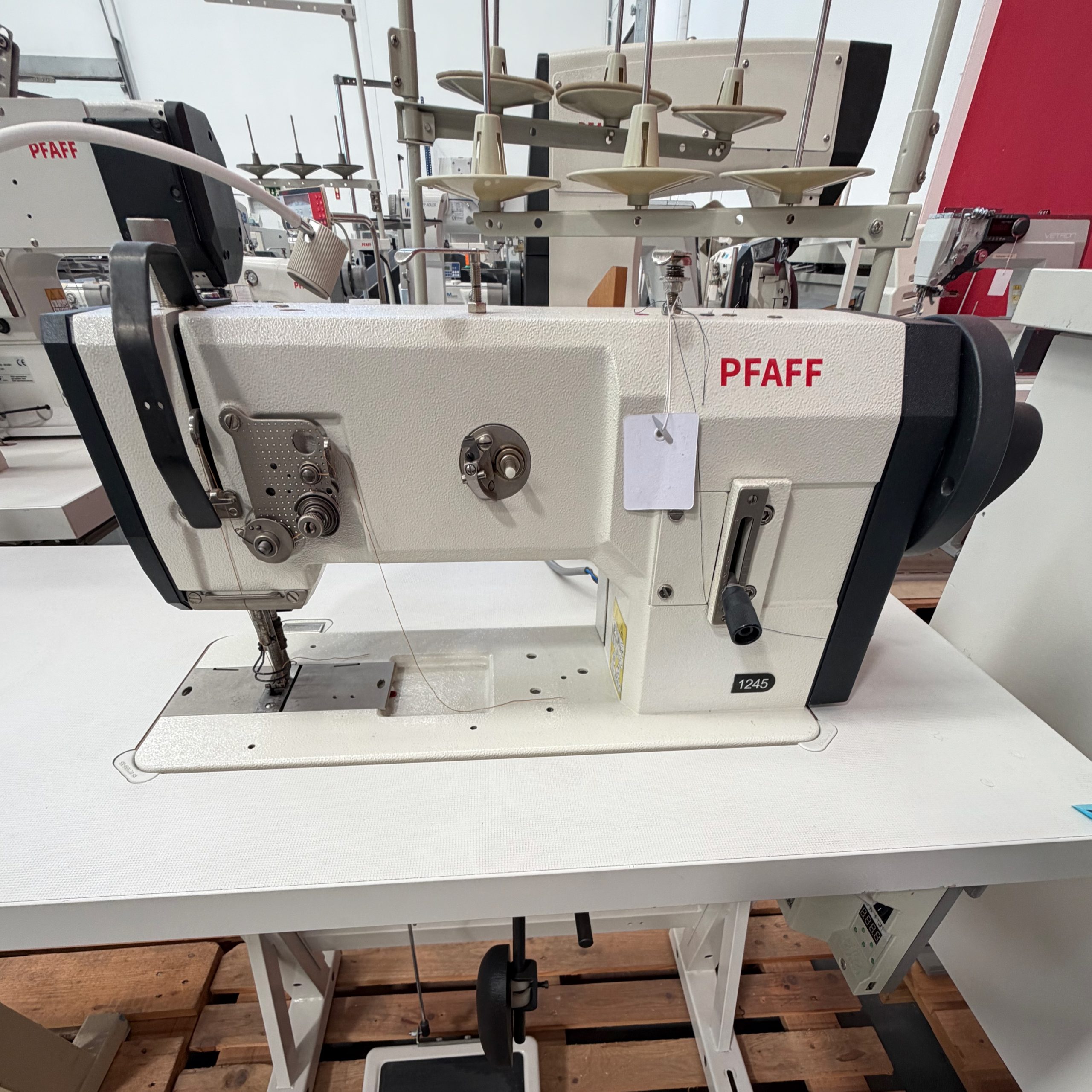 Pfaff 1245 - Image 1