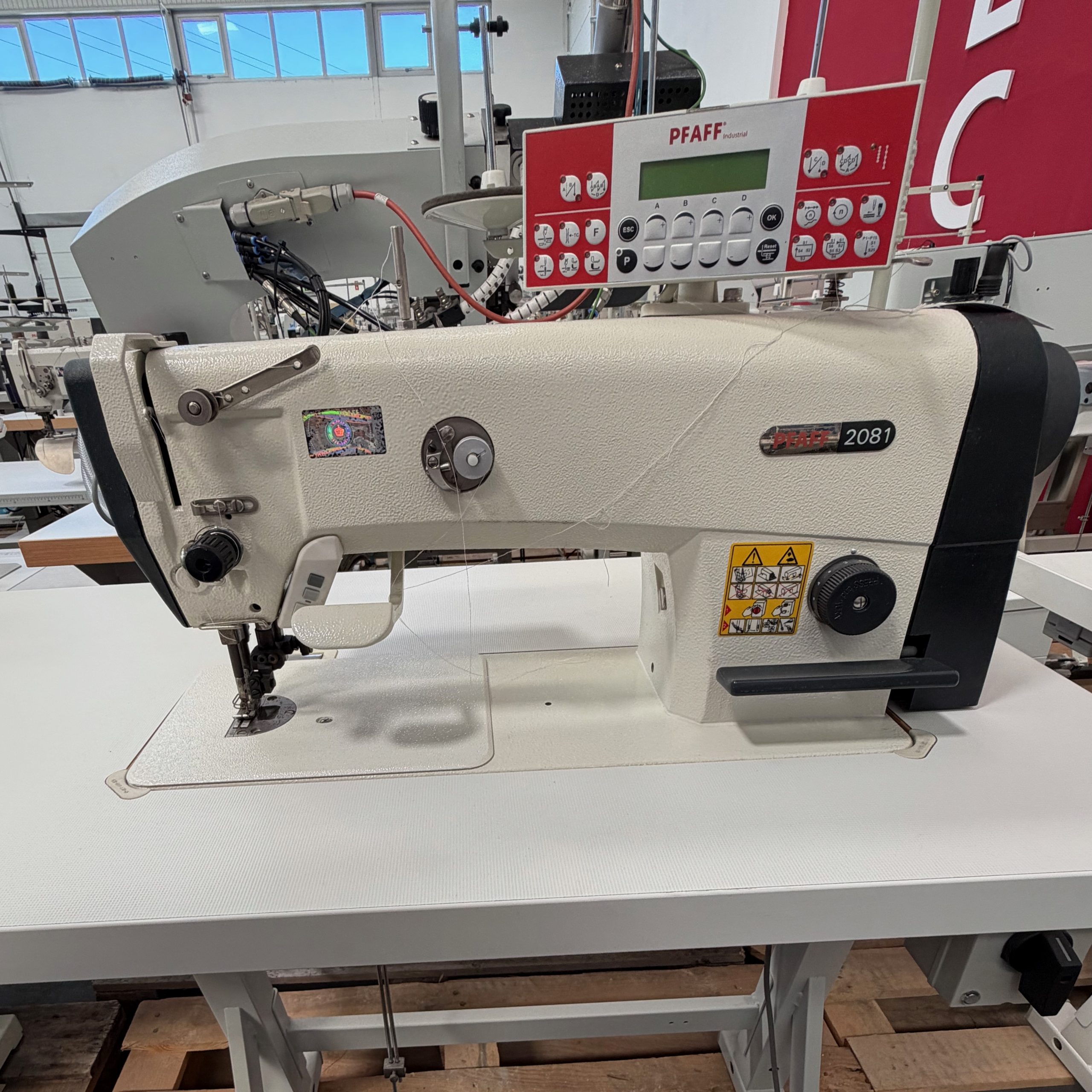Pfaff 2081-731-01 - Image 1