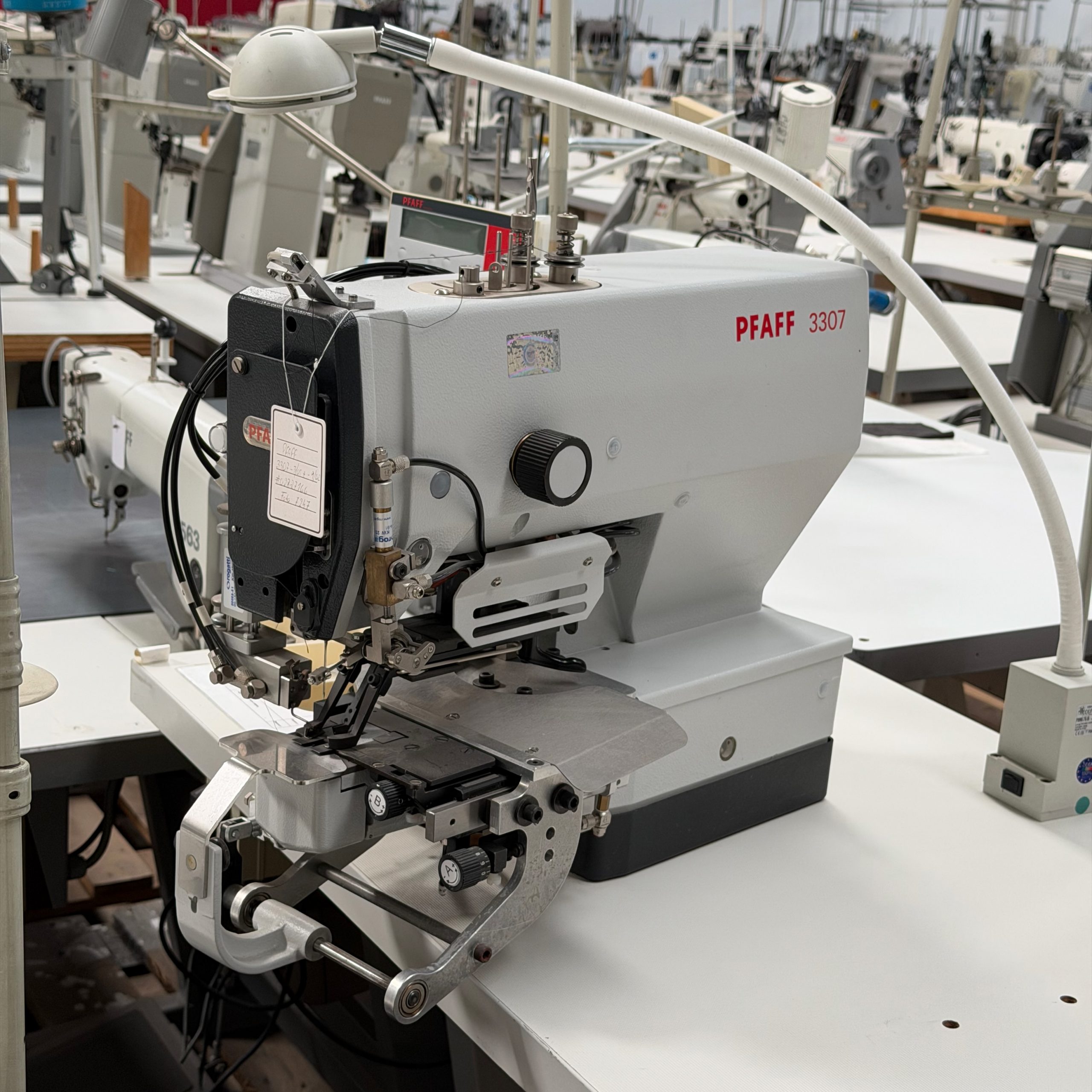 Pfaff 3307-3-01 + -9-02 - Image 1
