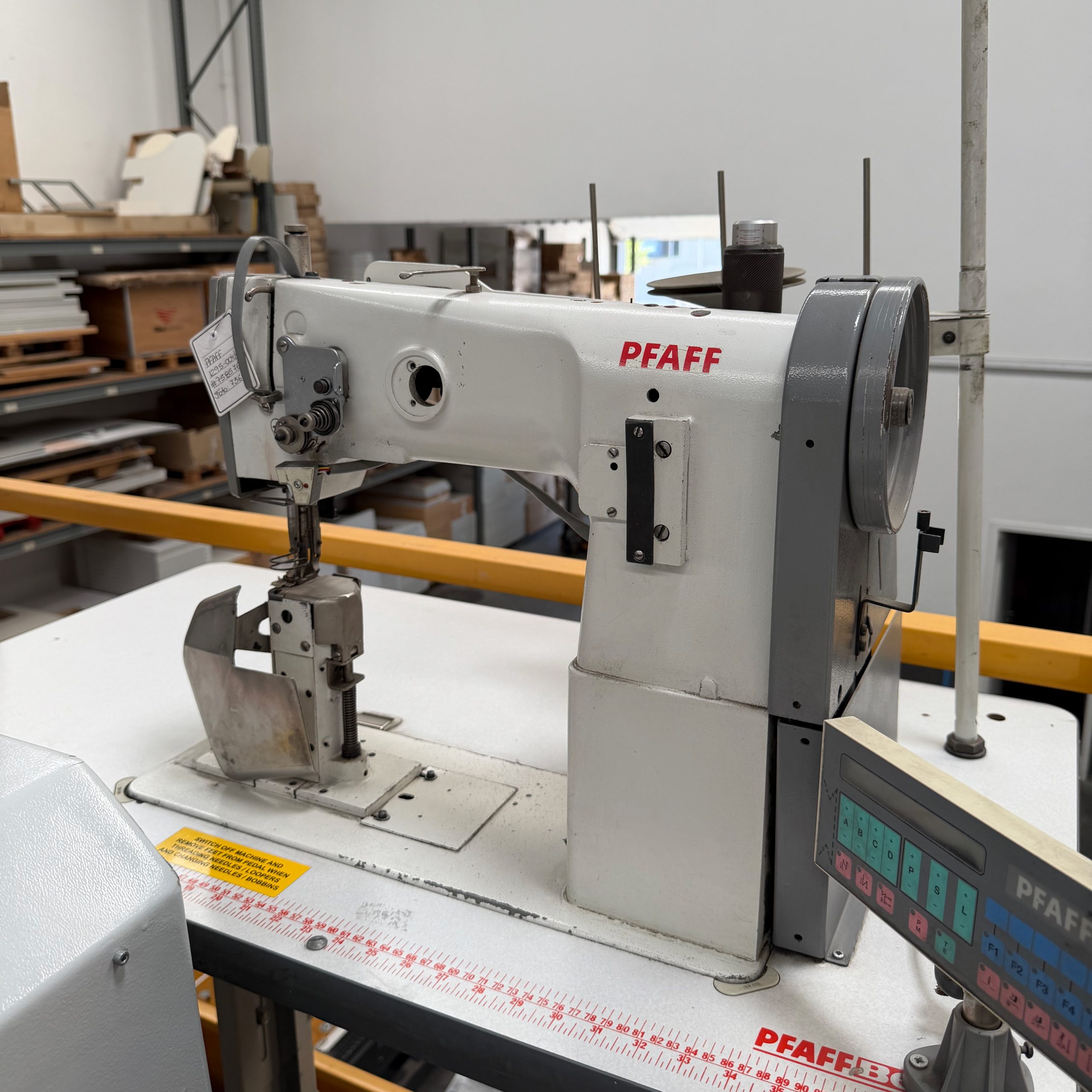 Pfaff 1295-004-001 - Image 1