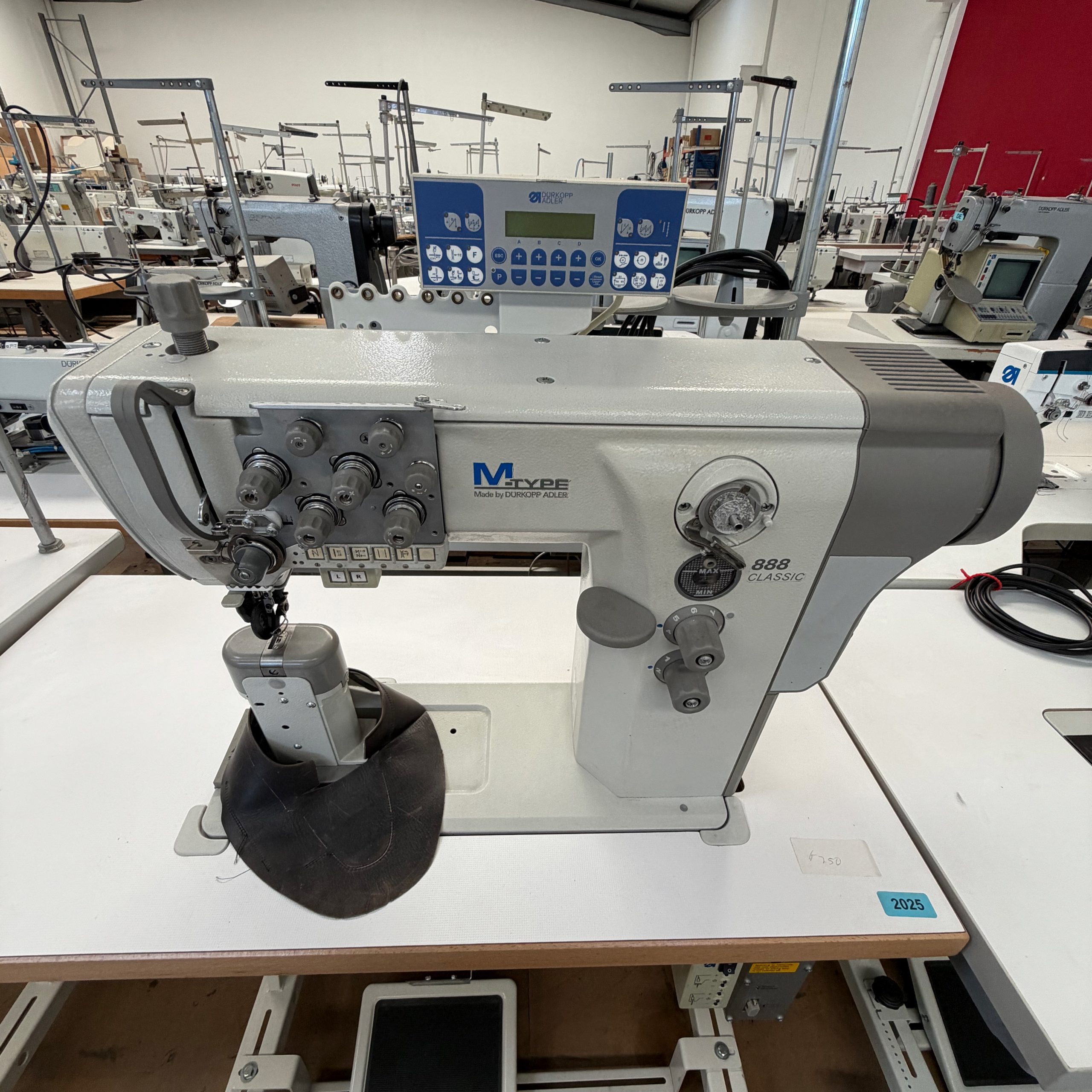 DA 888 - Image 1